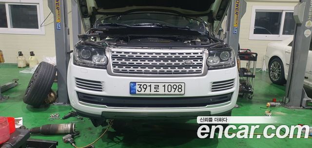 Land Rover Range Rover (IV) 3.0 TDV6 Vogue SE DIESEL 2013 — фото 22