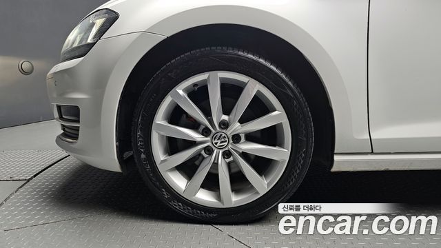 Volkswagen Golf (VII) 2.0 TDI 2015 — фото 5