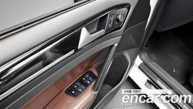 Volkswagen Golf (VII) 2.0 TDI 2015 — фото 18