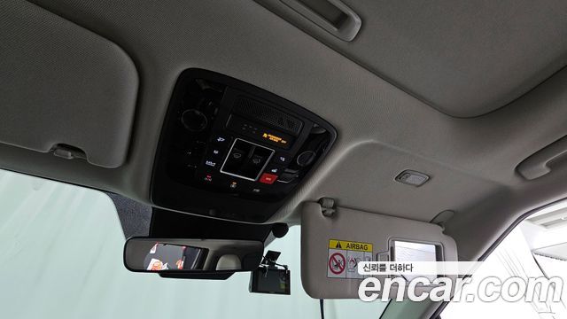 Kia Carnival (IV) Gasoline 7-Seater Outdoor Noblesse 2023 — фото 17