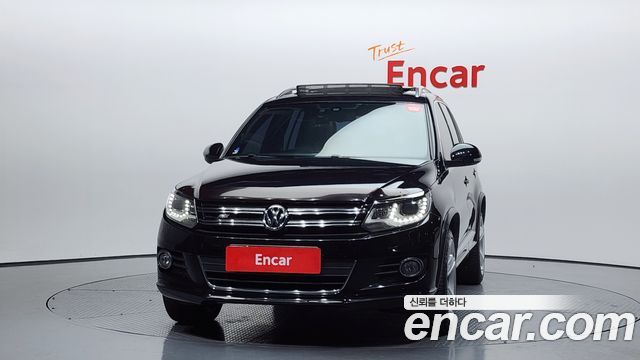 Volkswagen Tiguan 2.0 TDI R-Line 5N 2015 — фото 3