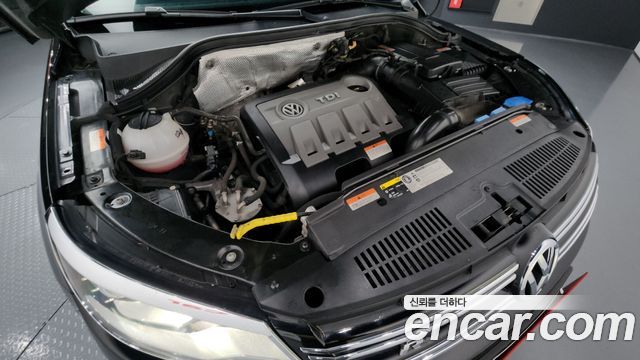 Volkswagen Tiguan 2.0 TDI R-Line 5N 2015 — фото 6