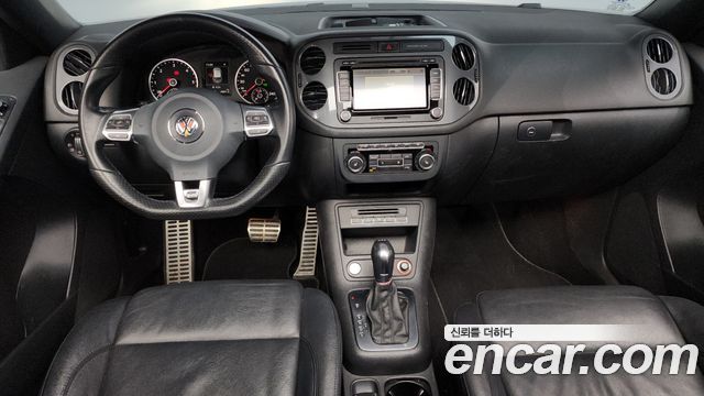 Volkswagen Tiguan 2.0 TDI R-Line 5N 2015 — фото 7