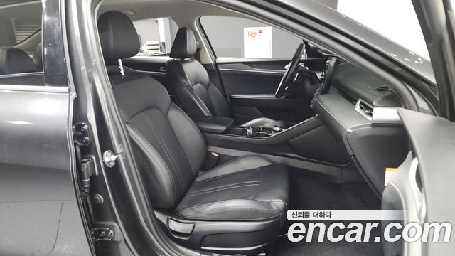 Kia K5 Hybrid (III) Prestige 2023 — фото 11
