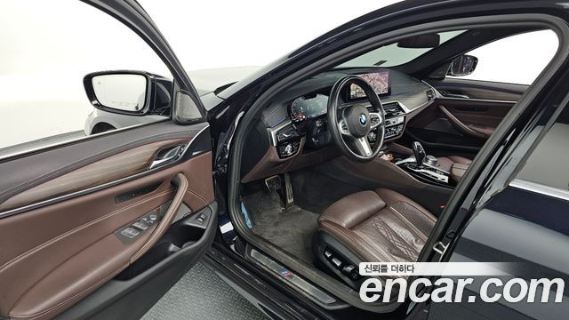 BMW 5 Series (G30) 530i M Sport Package 2021 — фото 11