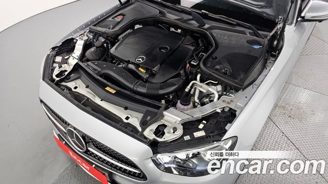 Mercedes-Benz E-Class (W213) E350 4MATIC AMG Line 2022 — фото 6