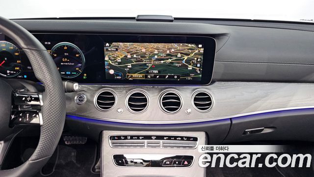 Mercedes-Benz E-Class (W213) E350 4MATIC AMG Line 2022 — фото 14