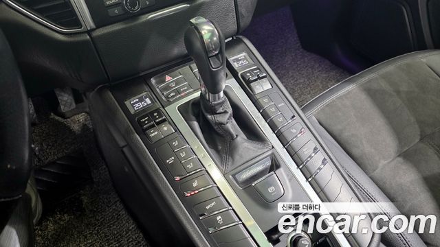 Porsche Macan 3.0 S Diesel 95B 2015 — фото 9