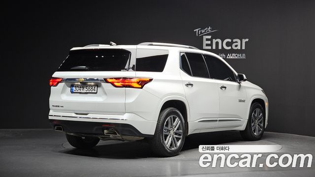 Chevrolet Traverse 3.6 AWD Hi Country 2022 — фото 2