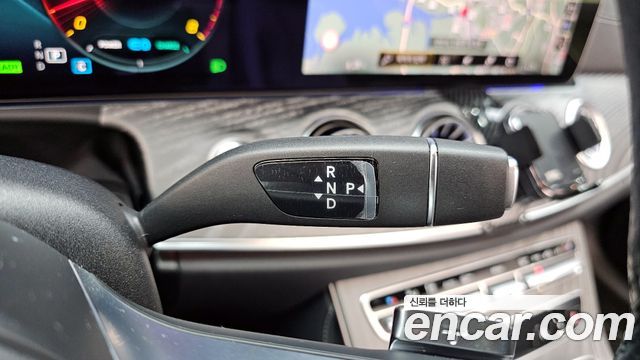 Mercedes-Benz E-Class (W213) E450 4MATIC Cabriolet 2021 — фото 9