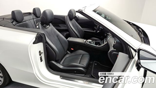 Mercedes-Benz E-Class (W213) E450 4MATIC Cabriolet 2021 — фото 11