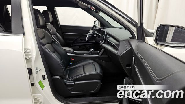 KG Mobility (SsangYong) Torres Gasoline 1.5 4WD T7 2023 — фото 11