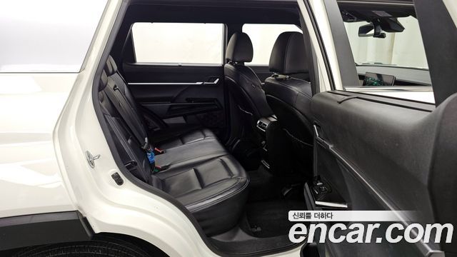 KG Mobility (SsangYong) Torres Gasoline 1.5 4WD T7 2023 — фото 12