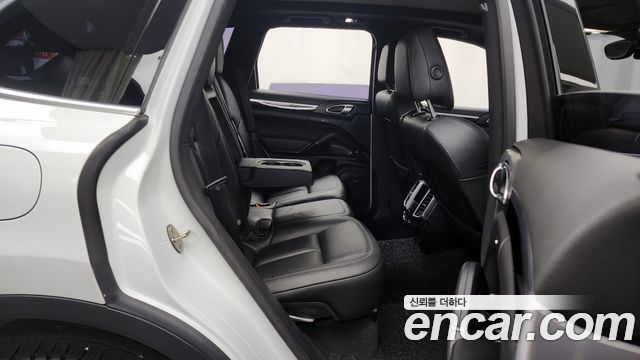 Porsche Cayenne 3.0 Diesel 958 2015 — фото 16