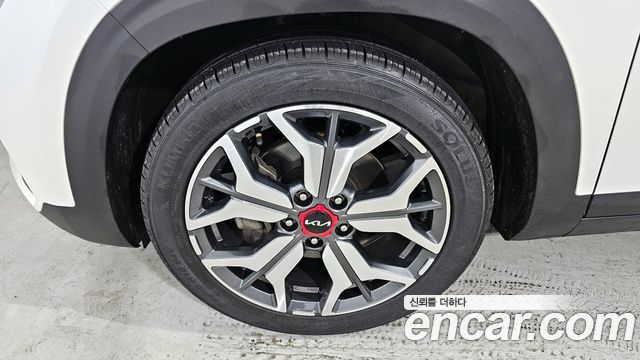 Kia Seltos Gasoline 1.6 Turbo 2WD Signature 2023 — фото 5