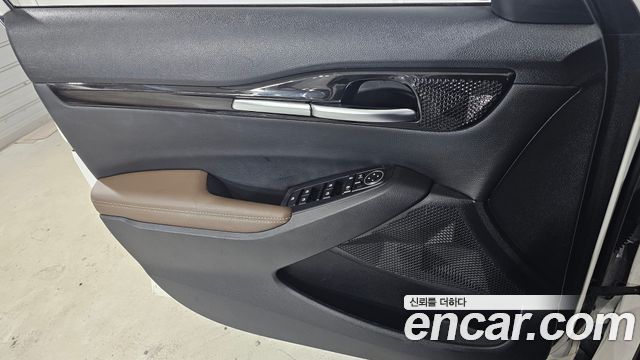 Kia Seltos Gasoline 1.6 Turbo 2WD Signature 2023 — фото 15