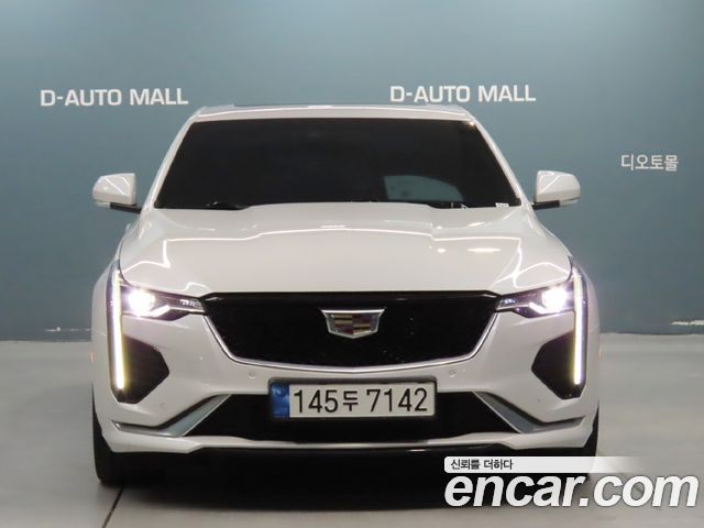 Cadillac CT4 2.0 Sport 2020 — фото 2