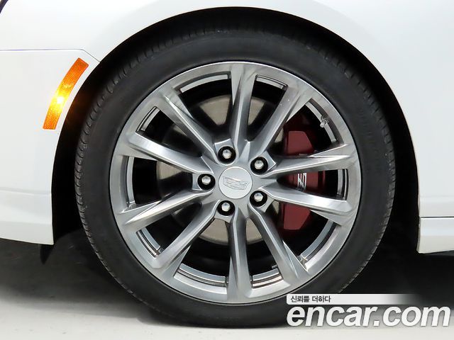 Cadillac CT4 2.0 Sport 2020 — фото 24