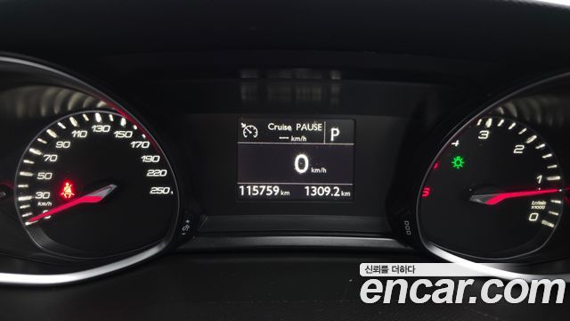 Peugeot 308 (II) 1.6 BlueHDi Allure 2015 — фото 8