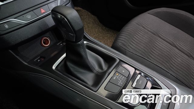 Peugeot 308 (II) 1.6 BlueHDi Allure 2015 — фото 9