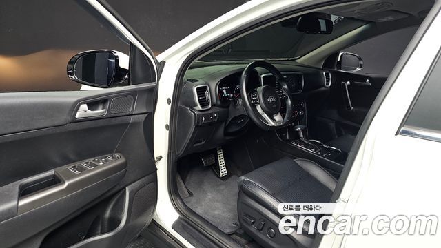 Kia Sportage The Bold Diesel 2.0 2WD Prestige 2021 — фото 12