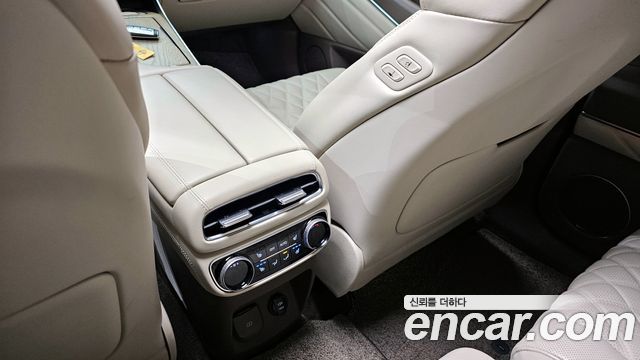 Genesis GV80 2.5T Gasoline 2WD 2023 — фото 17