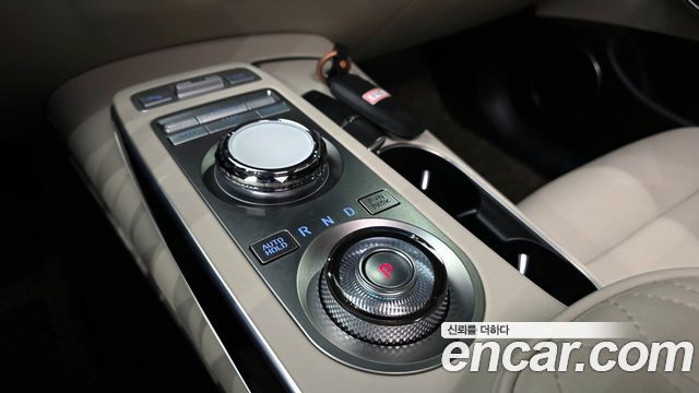 Genesis GV70 2.5T Gasoline AWD 2024 — фото 9