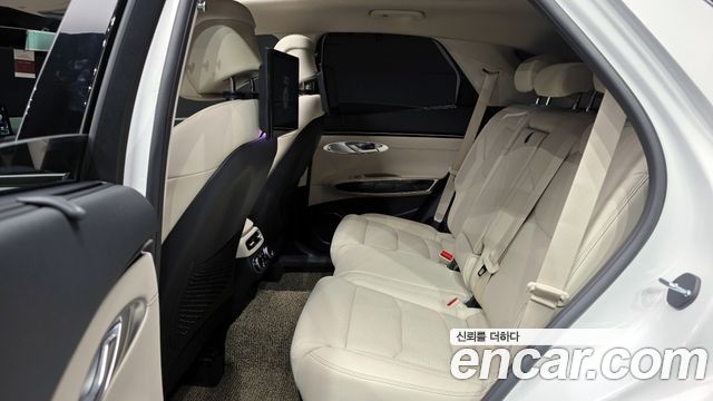 Genesis GV70 2.5T Gasoline AWD 2024 — фото 12