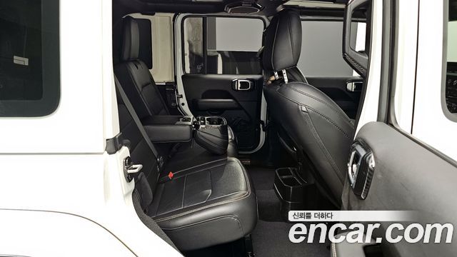 Jeep Wrangler (JL) 2.0 Overland Power Top 4Door 2023 — фото 12