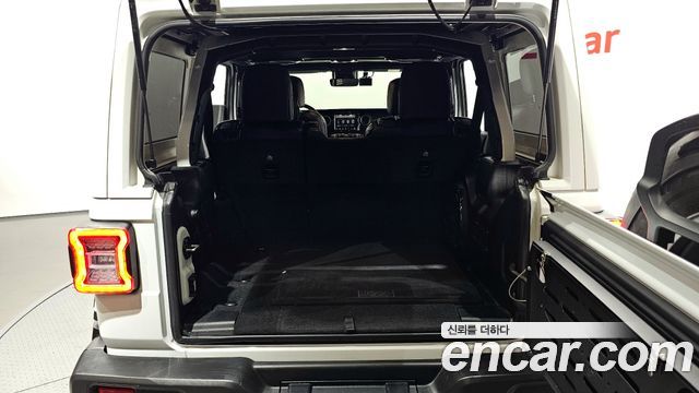 Jeep Wrangler (JL) 2.0 Overland Power Top 4Door 2023 — фото 20