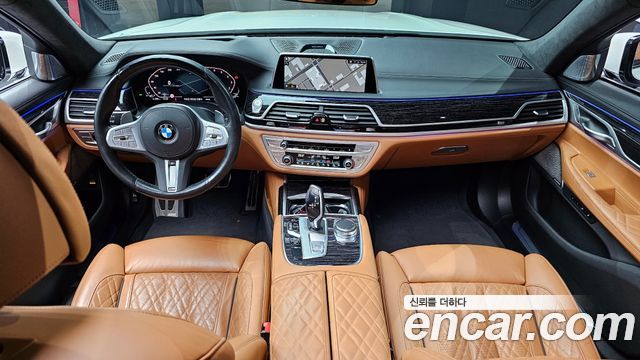 BMW 7 Series (G11) 740Li xDrive M Sport Package 2022 — фото 7