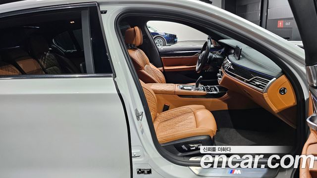 BMW 7 Series (G11) 740Li xDrive M Sport Package 2022 — фото 10