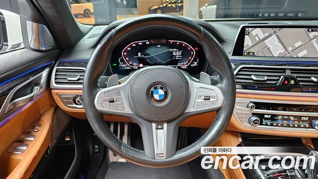 BMW 7 Series (G11) 740Li xDrive M Sport Package 2022 — фото 13