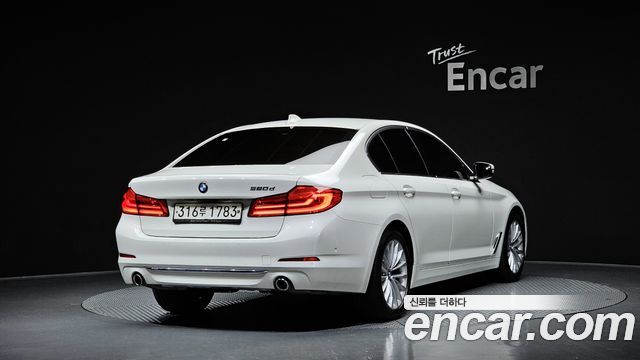 BMW 5 Series (G30) 520d Luxury Plus 2020 — фото 2
