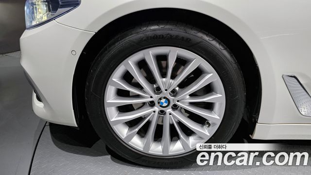 BMW 5 Series (G30) 520d Luxury Plus 2020 — фото 5