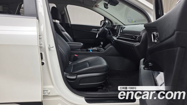 Kia Sportage (V) Gasoline 1.6 Turbo 2WD Trendy 2022 — фото 11