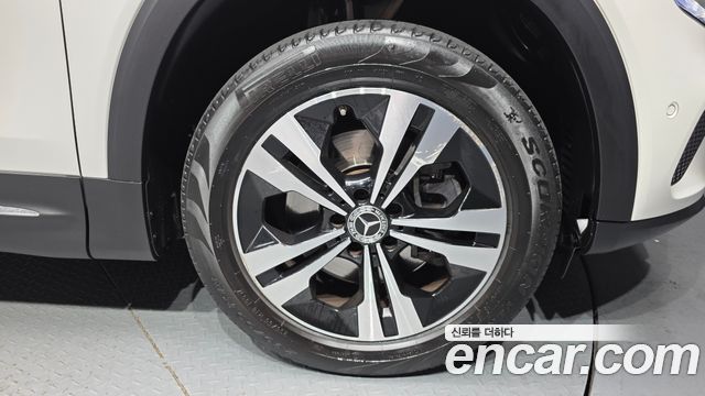 Mercedes-Benz GLB-Class (X247) GLB220 2021 — фото 5