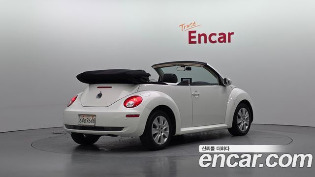 Volkswagen Beetle 2.0 Cabriolet 1Y 2011 — фото 2