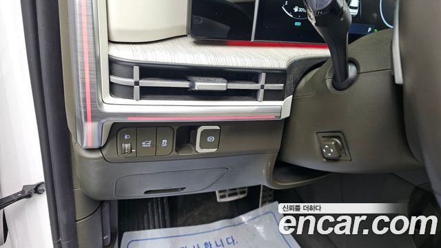 Hyundai Santa Fe (MX5) HEV 1.6 2WD Calligraphy 2024 — фото 12