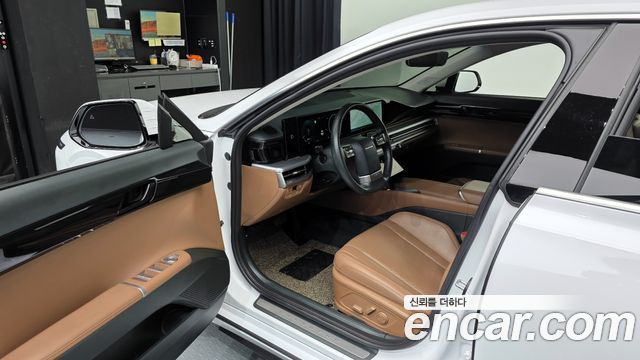 Hyundai Grandeur (GN7) 3.5 LPG 2WD Premium 2023 — фото 10
