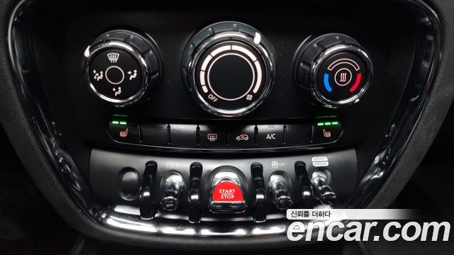 MINI Cooper Clubman Standard 2nd 2021 — фото 16