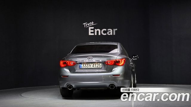 Infiniti Q50 2.2d Premium 2016 — фото 4