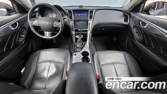 Infiniti Q50 2.2d Premium 2016 — фото 7