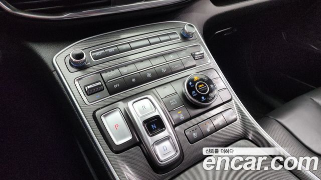 Hyundai Santa Fe Gasoline 2.5T 4WD Premium Choice 2021 — фото 9