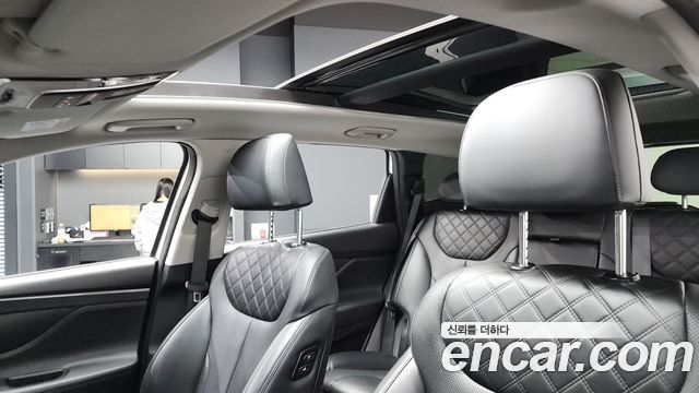 Hyundai Santa Fe Gasoline 2.5T 4WD Premium Choice 2021 — фото 17