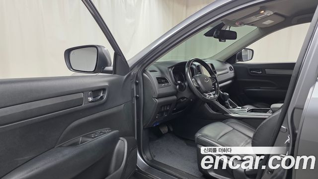 Renault Korea QM6 2.0 LPe LE Signature 2WD 2022 — фото 10