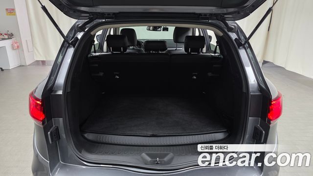 Renault Korea QM6 2.0 LPe LE Signature 2WD 2022 — фото 20