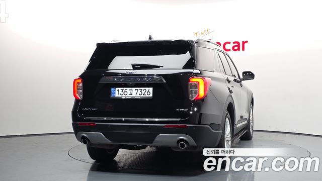 Ford Explorer (VI) 2.3 LimIted 4WD 2021 — фото 4