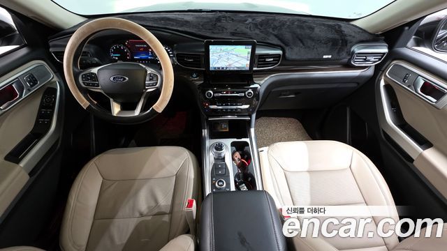 Ford Explorer (VI) 2.3 LimIted 4WD 2021 — фото 7