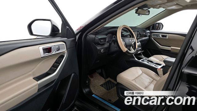 Ford Explorer (VI) 2.3 LimIted 4WD 2021 — фото 10